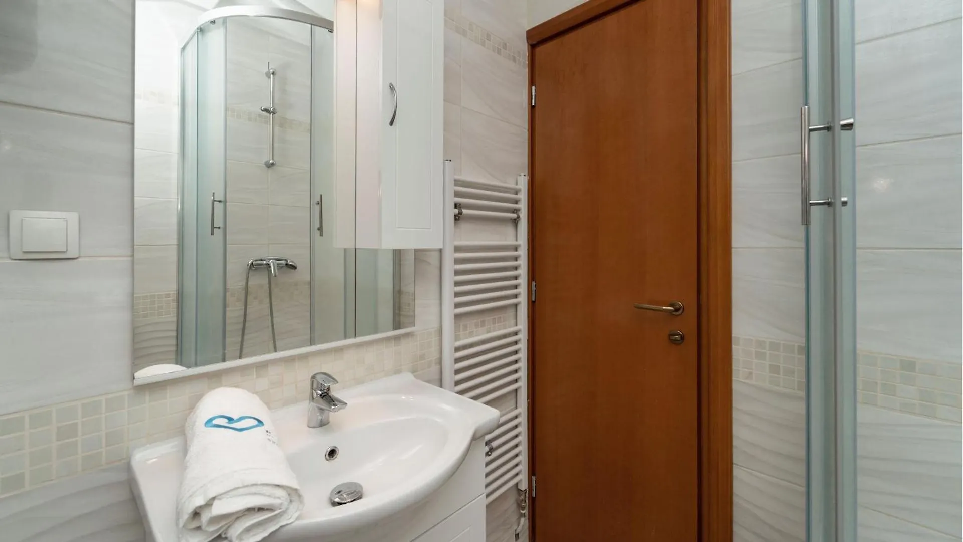 Gorgeous Apartment In Biograd Na Moru With Wifi
